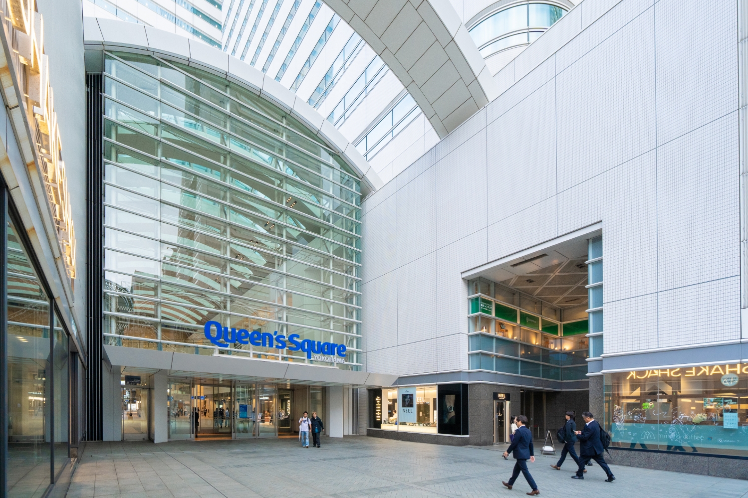 クイーンズスクエア横浜